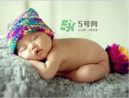 大宝眼角皱纹蜜怎么样(大宝眼角皱纹蜜效果怎么样)