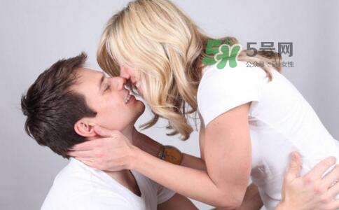 肩推动作要点(肩推动作要领)