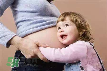 什么条件生二胎,条件一般该不该要二胎