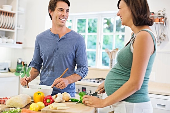 去黑头的最好方法(去黑头最快的方法)