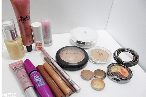 小清新妆容画法教程,清新妆容的画法