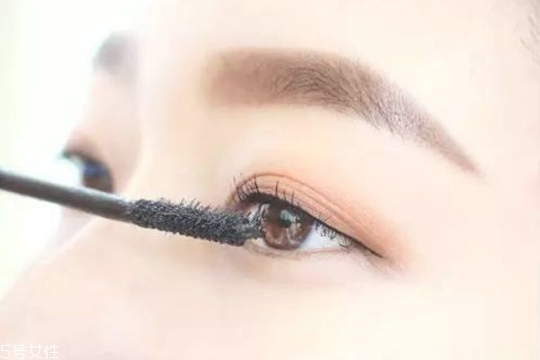 初学者日常妆容步骤,化妆初学者必备