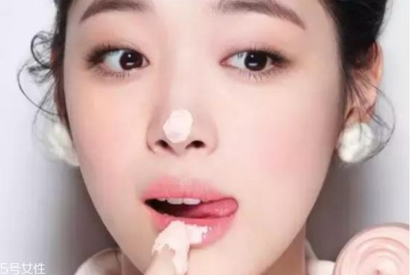 甜美可爱妆容化妆步骤,粉色系妆容 甜美可爱妆容化妆步骤,粉色系妆容