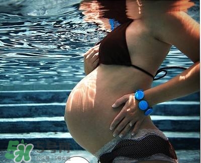 孕妇可以做平板支撑么,孕早期可以做平板支撑吗