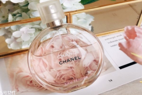 香奈儿粉邂逅香水味道,香奈儿粉邂逅香水味道太淡了