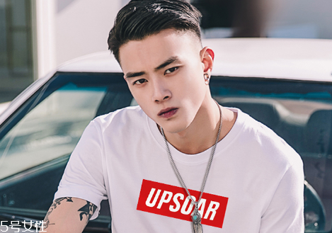 女生留什么发型好看(女生留什么发型好看图片)