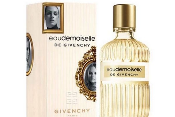 欧缇丽洁面摩丝适合什么肌肤(欧缇丽洁面摩丝怎么样)