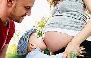 孕妇湿疹可以用炉甘石洗吗,孕早期可以用炉甘石治湿疹吗