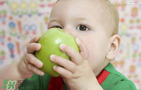 孩子的相貌遗传父亲还是母亲,小孩相貌遗传谁的