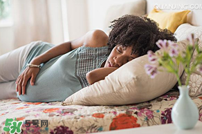 近视眼会遗传给下一代吗,近视为什么会遗传给后代