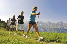 【北欧健走8大惊人效果】(北欧健走的坏处)