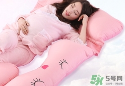 怀孕3个半月睡觉可以平躺吗,孕三个多月可以平躺睡吗