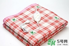 睡电热毯身体发痒,冬天睡电热毯会上火吗