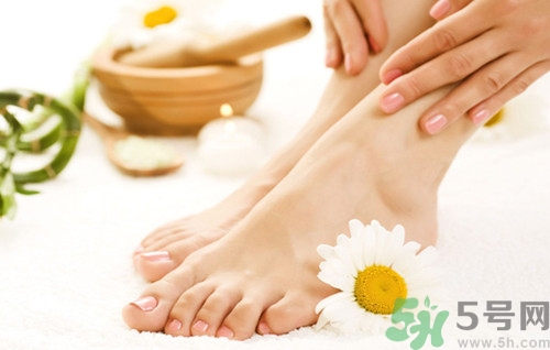 怀孕五个月了腿抽筋怎么回事,孕5个月腿抽筋怎么回事