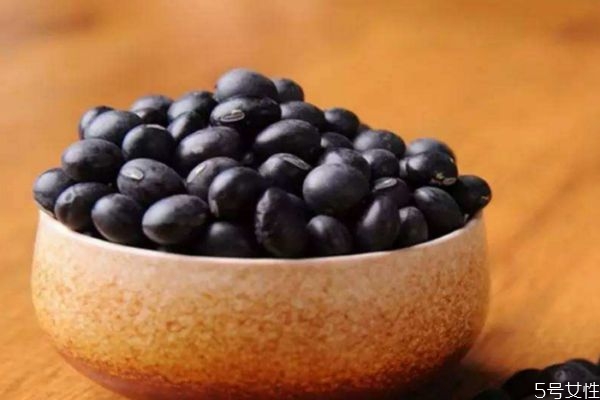 黑豆浆的热量高吗(无糖黑豆浆的热量高吗)