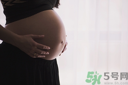 胎儿的大小和肚子的大小有关系吗,胎儿的大小和孕妇的肚子大小有关吗 胎儿的大小和肚子的大小有关系吗,胎儿的大小和孕妇的肚子大小有关吗