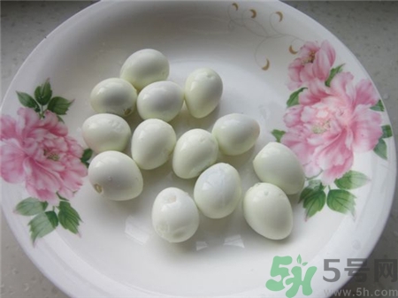 敏感肌肤和肌肤过敏怎么区分(过敏肌肤和敏感肌肤的区别)