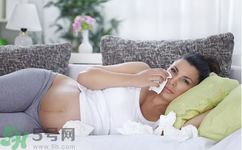 孕吐胃疼的厉害怎么办,产后老是胃疼怎么回事