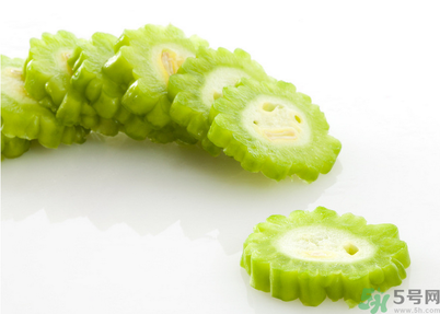 白醋洗脸美白小窍门(白醋洗脸美白小窍门)