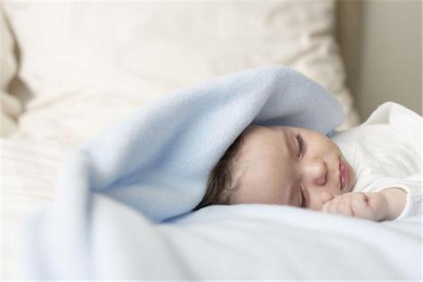 产后奶水不足怎么办吃什么下奶,生完孩子水少了怎么回事 产后奶水不足怎么办吃什么下奶,生完孩子水少了怎么回事