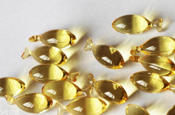 婴儿补充鱼肝油的注意事项(婴儿要不要补充鱼肝油)