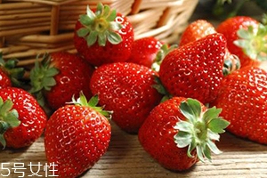 宝宝咳嗽怎么办(宝宝咳嗽怎么办什么方法最有效)