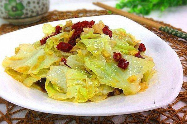 包菜怎么切成丝(包菜怎么切成丝)