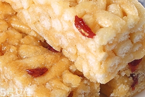 沙琪玛会上火吗,沙琪玛吃多了会上火吗