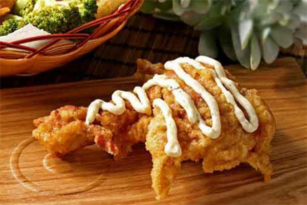 炸鸡腿第二天怎么加热才脆(炸过的鸡腿第二天怎么热)