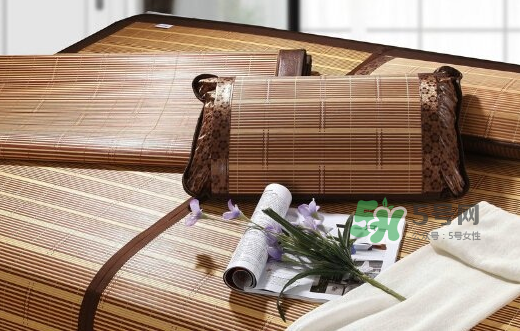 夏天坐月子能睡凉席吗,月子期间可以睡凉席吗?