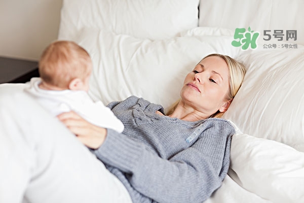 去月子中心坐月子要多少钱,一般的月子中心要多少钱