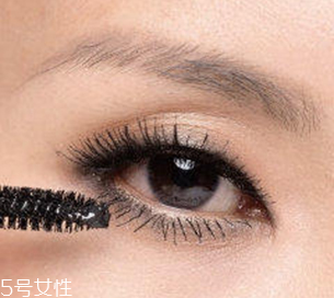 能不用化妆水吗(可以不用化妆水吗) 能不用化妆水吗(可以不用化妆水吗)