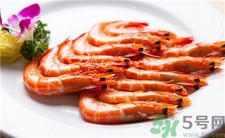 坐月子可以吃基围虾不,产妇能不能吃基围虾