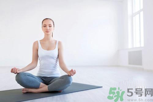 产后脾气暴躁的原因,产后脾气容易暴躁是什么原因