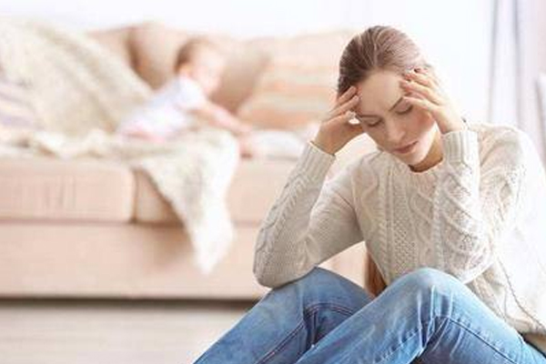 孕妇产后头疼怎么回事,怀孕后头老是痛怎么回事