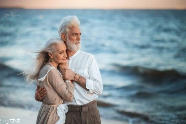 结婚夫妻如何保持感情热度(怎样能让夫妻感情升温)