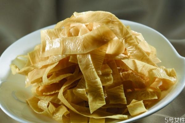 油豆皮有什么营养价值呢(油豆皮的营养价值)