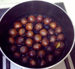 板栗怎么煮好剥皮又好吃,怎样煮栗子好吃又好剥皮 板栗怎么煮好剥皮又好吃,怎样煮栗子好吃又好剥皮