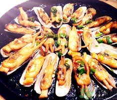 蛏子死了还能吃吗,养了一晚上的蛏子死了能吃吗 蛏子死了还能吃吗,养了一晚上的蛏子死了能吃吗