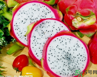 吃火龙果能减肥吗?,女人晚上吃火龙果会长胖吗