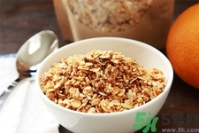 吃燕麦片的好处和功效有哪些,燕麦片即食