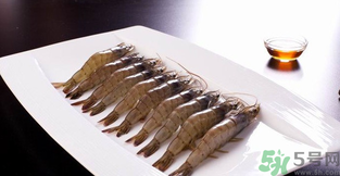 青虾煮多久能熟,青虾几分钟能煮熟