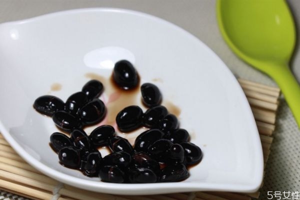 为什么要用醋泡黑豆,醋泡黑豆到底有没有效果