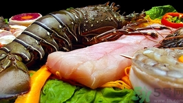 熟的虾放在冰箱里能放多久,熟虾放冰箱保鲜能放多久