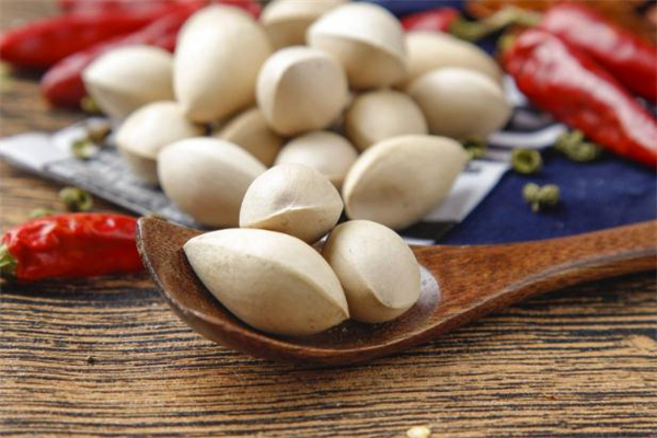 白果如何食用,白果能不能生吃 白果如何食用,白果能不能生吃