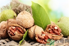 新鲜核桃和干核桃哪个有营养,新鲜核桃好还是干核桃 新鲜核桃和干核桃哪个有营养,新鲜核桃好还是干核桃