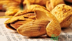 巴旦木的热量是多少大卡,100g巴旦木的热量