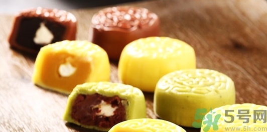 蛋黄月饼好吃吗,蛋黄月饼好吃吗,什么味道