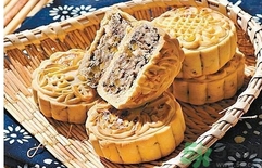 五仁月饼好吃吗?,五仁月饼好吃吗是什么意思