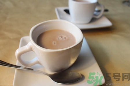 喝奶茶会失眠的原因,喝奶茶会失眠吗?